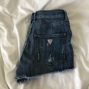 GUESS JEAN SHORTS 🥊